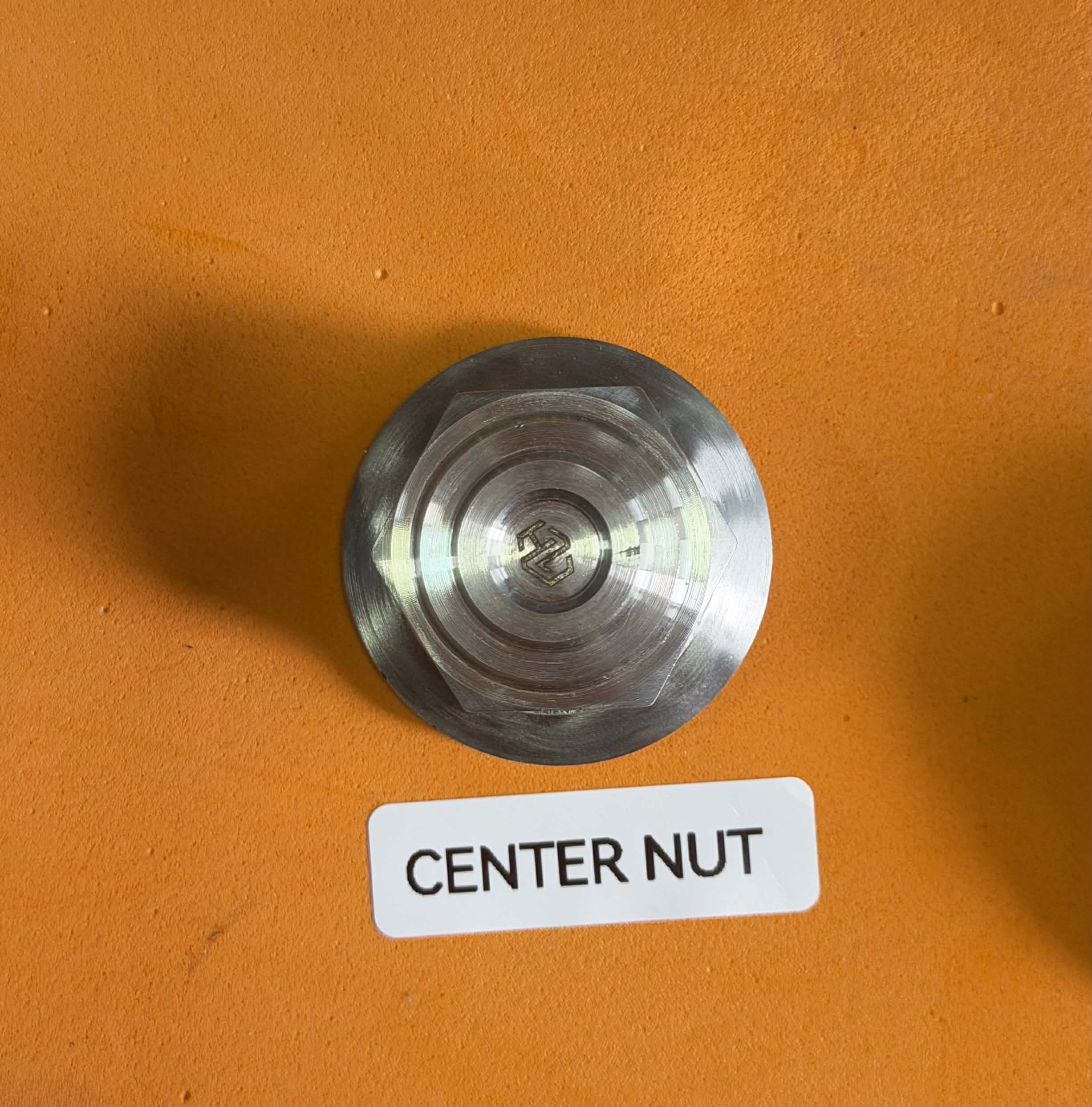 CENTER NUT RAIDER FI