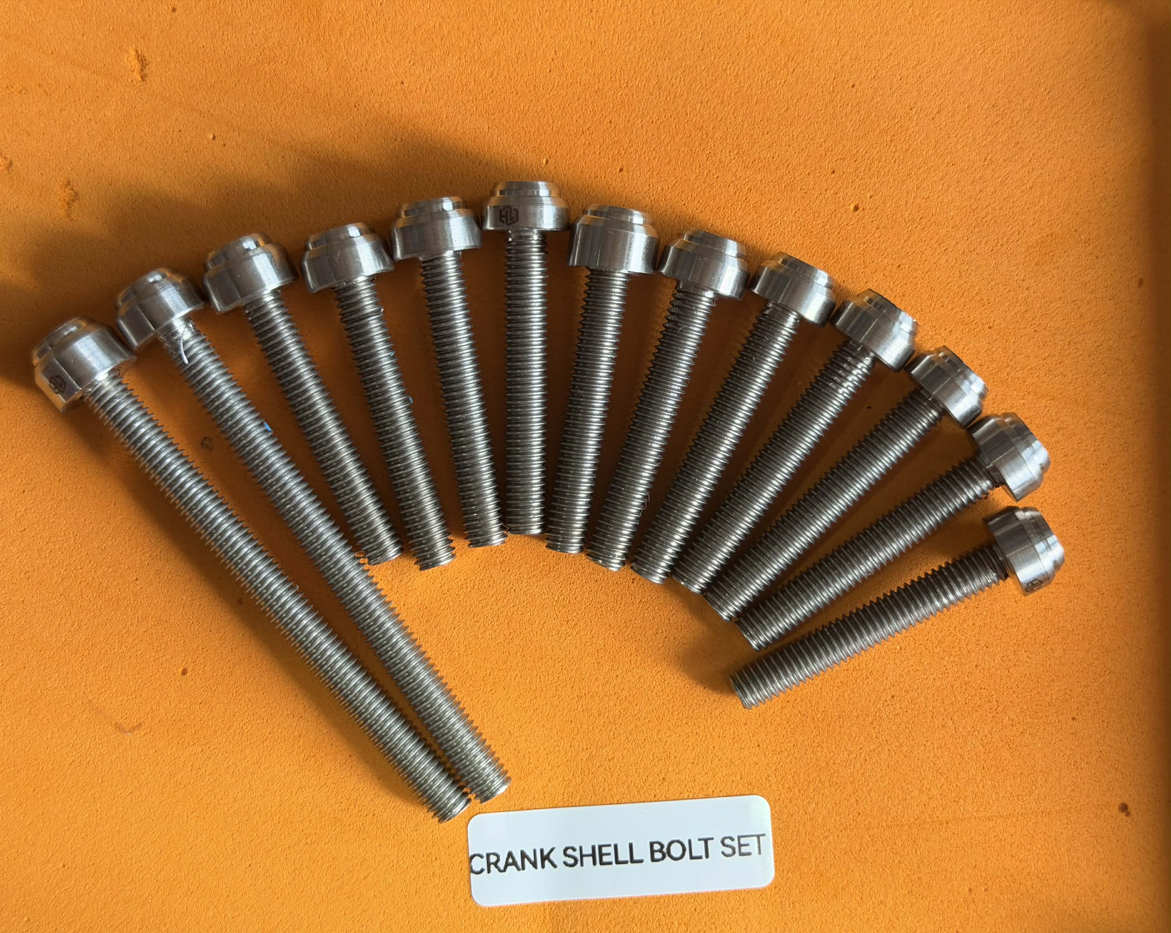 CRANKSHELL BOLT SET