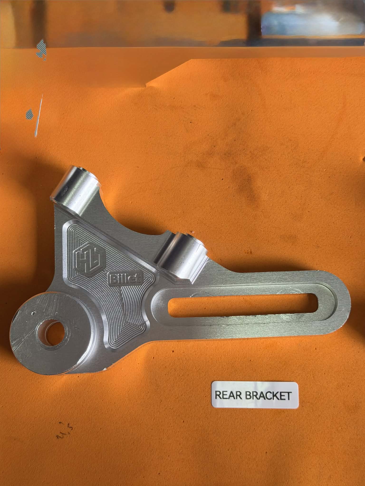 REAR BRACKET